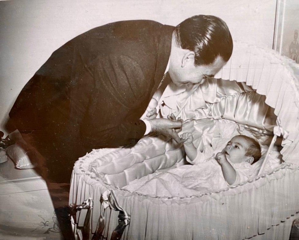 Fulgencio Batista con su hijo Roberto.