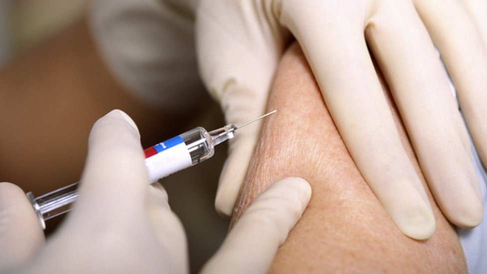 Brexit: Flu vaccine 'could be airlifted into UK'