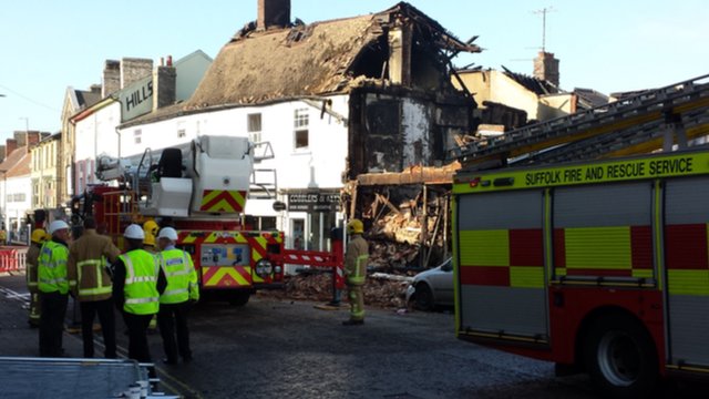 Sudbury Fire Aftermath 'like A Bombsite' - BBC News