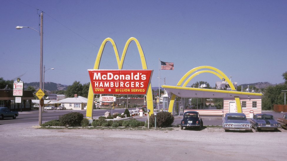 Restaurante McDonald's en 1968