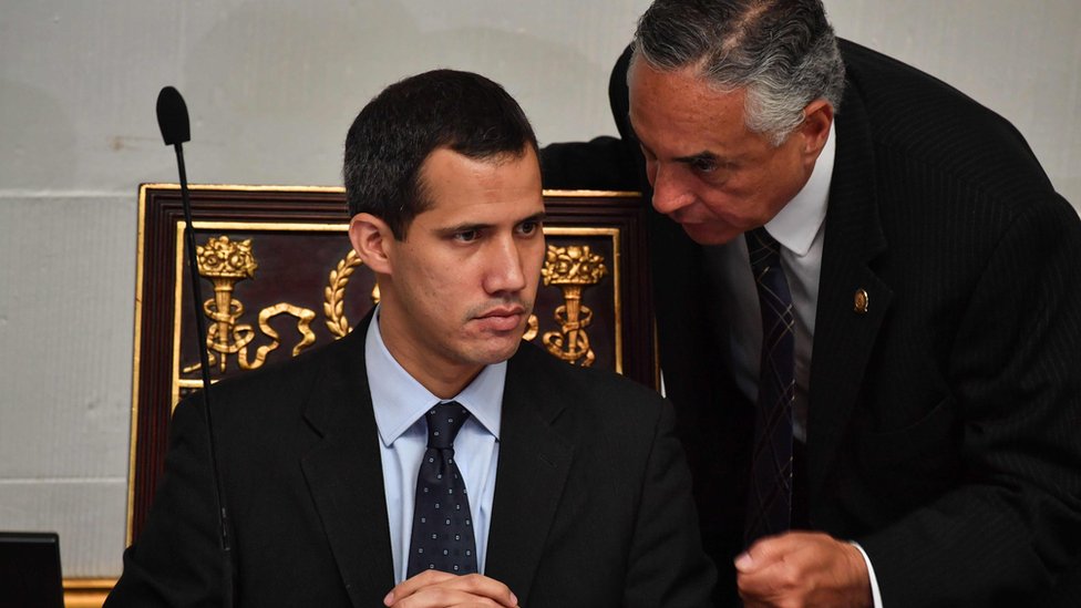 Juan Guaido, 20'den fazla ülkenin desteğini alıyor.