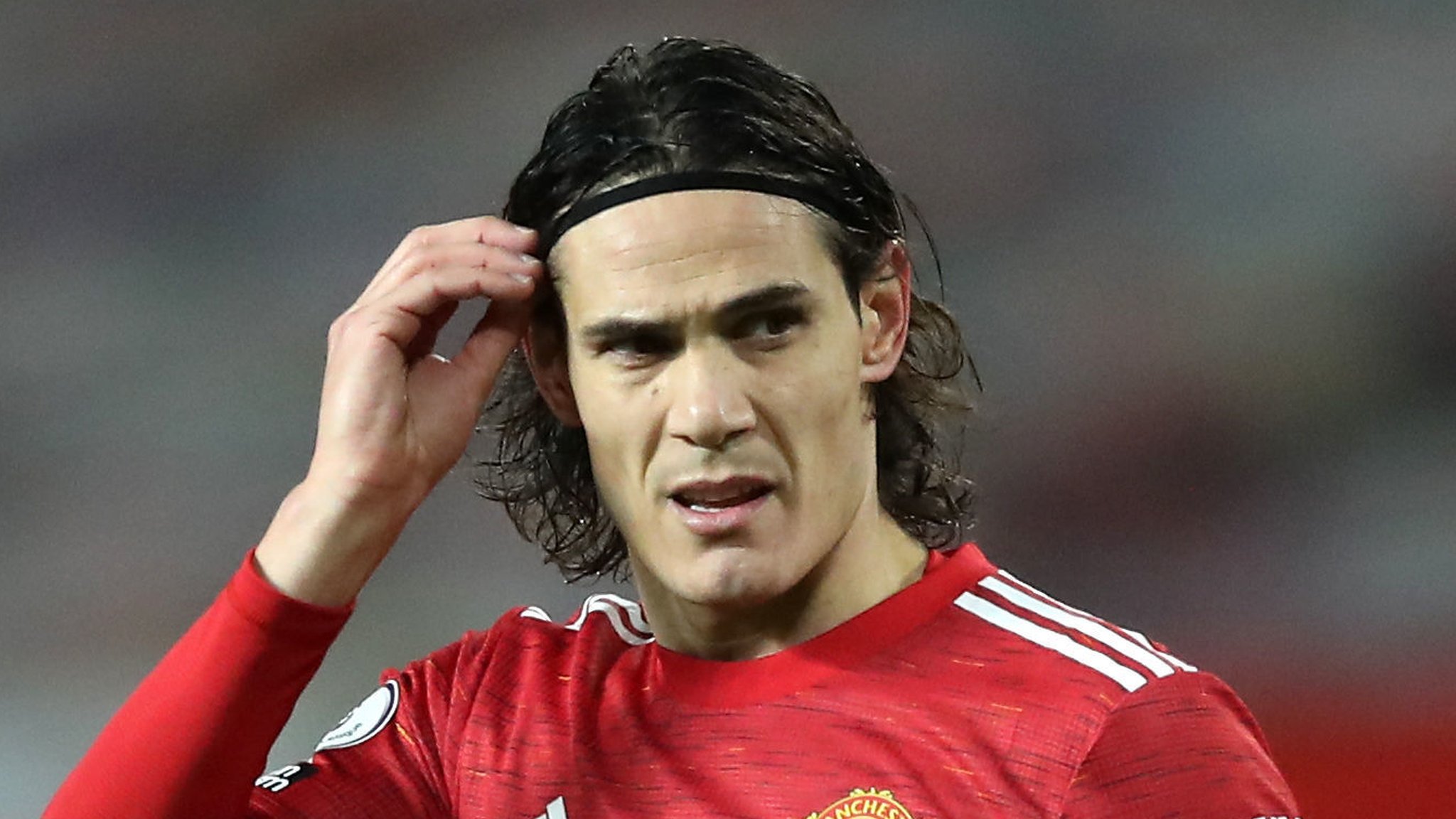 Edinson Cavani: Manchester United striker 'not comfortable' in England, says father