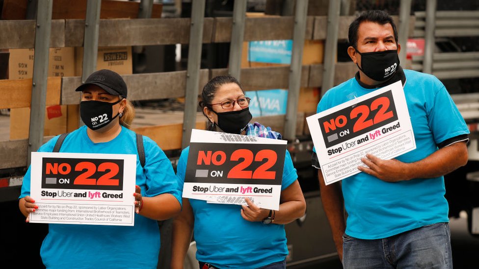 Conductores se oponen a la proposición 22 en California