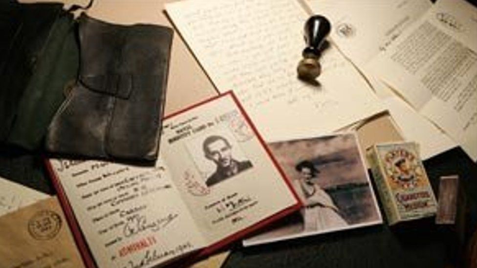 Fotos y documentos usados en el film "Operation Mincemeat"