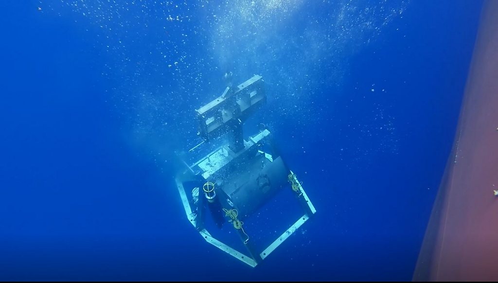 Mining robot stranded on Pacific Ocean floor in deep-sea mining trial