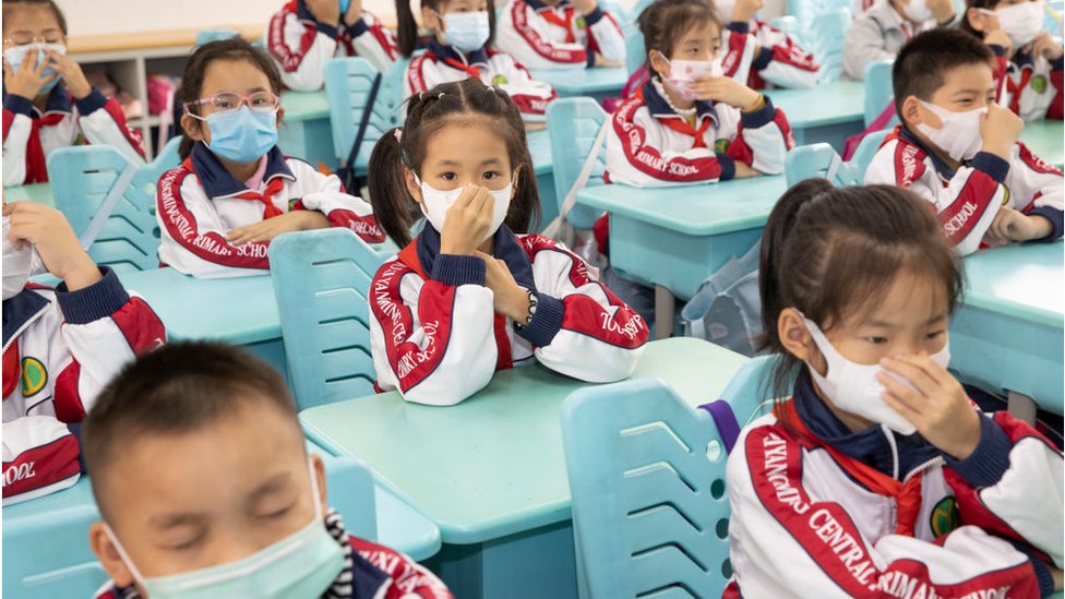 Niños en una escuela en China en octubre.