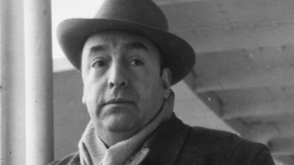 Pablo Neruda en 1952