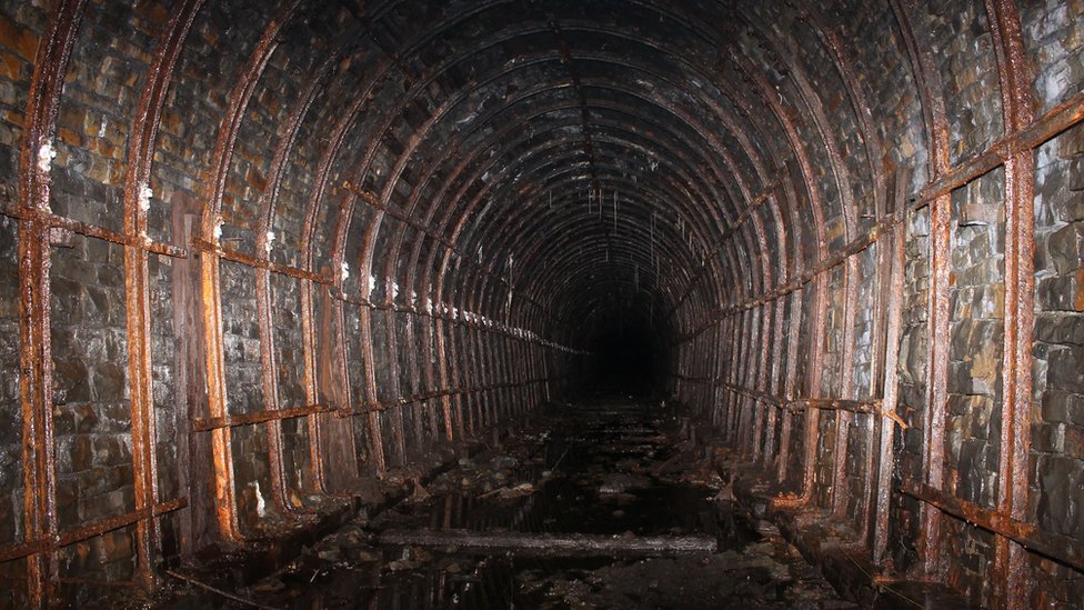 Внутри туннеля
