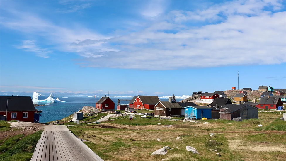 El pequeño y colorido pueblo groenlandés de Ilimanaq