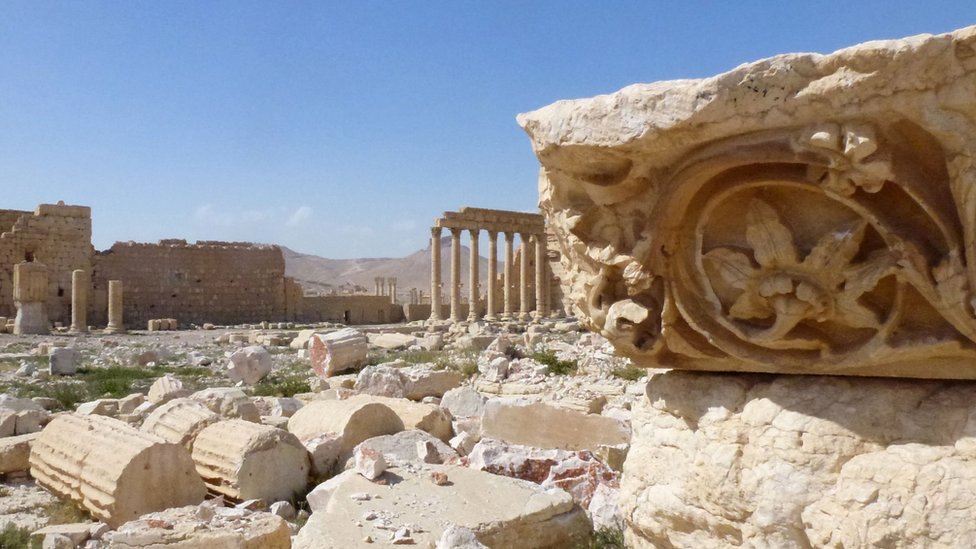 Общий вид, сделанный 27 марта 2016 года, показывает часть древнего города Пальмира после того, как правительственные войска отбили объект всемирного наследия ЮНЕСКО у группы «Исламское государство»