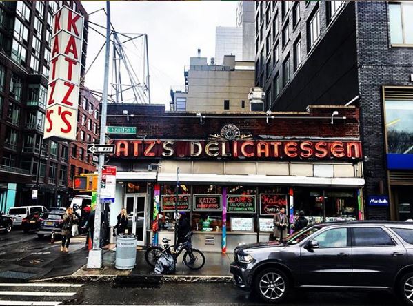 Katz's Deli в Нью-Йорке