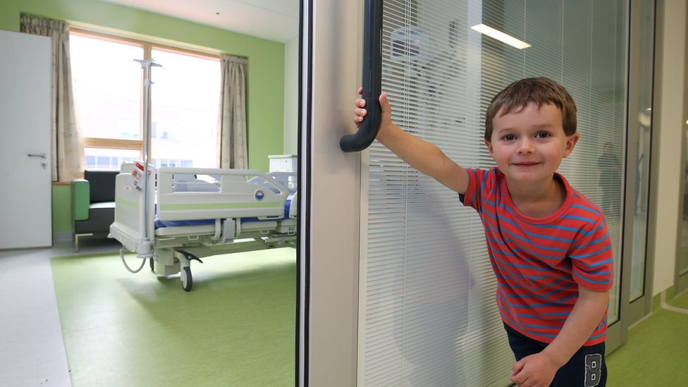 Пациент в новой больнице Alder Hey