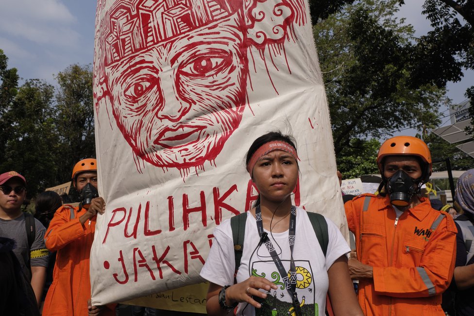 Протестующий в Джакарте
