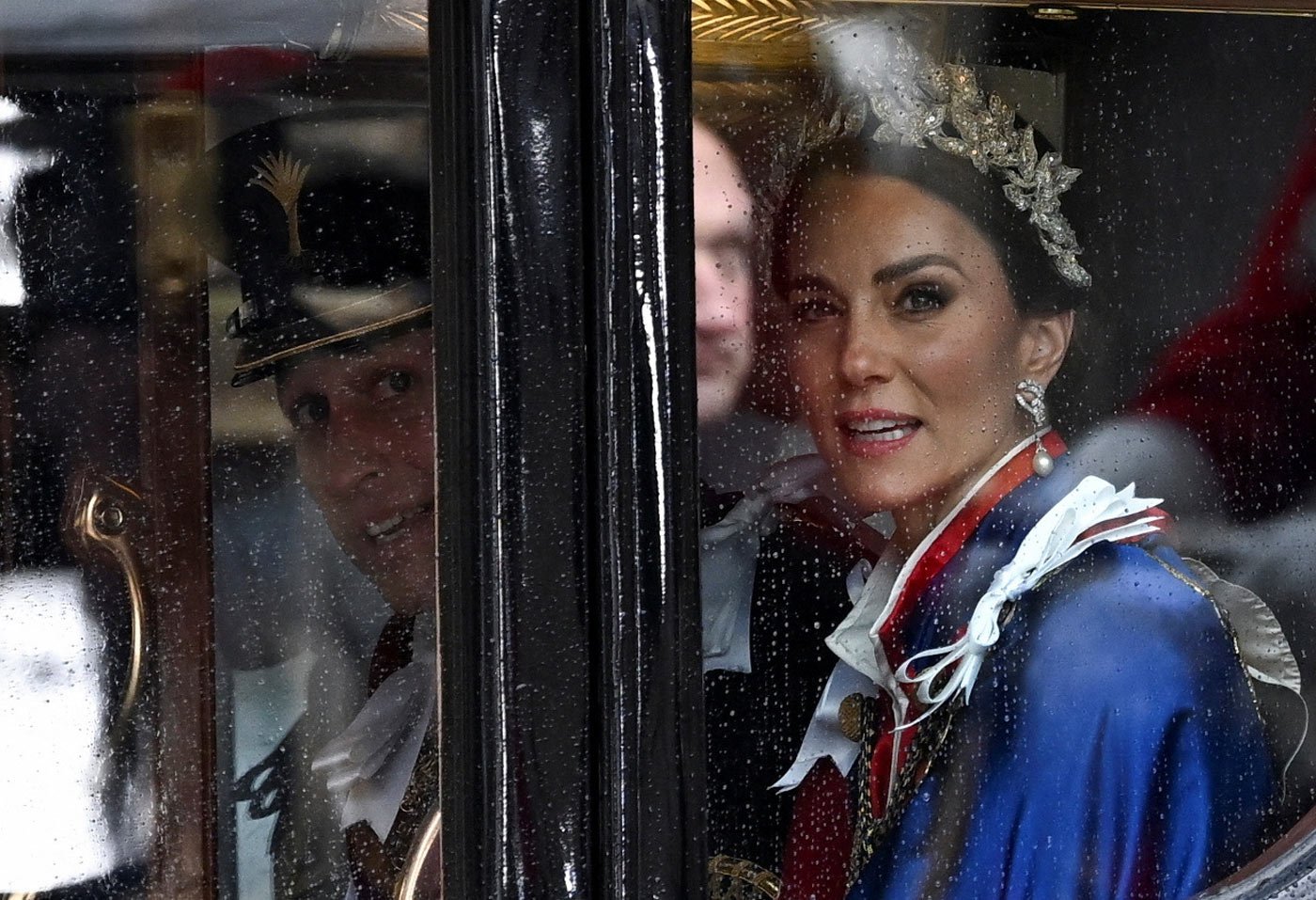 Prince William and Catherine, Princess of Wales, travel in a carriage from Westminster Abbey 