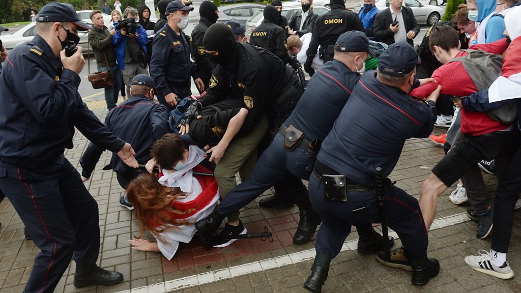 Belarus riot police attack and arrest students