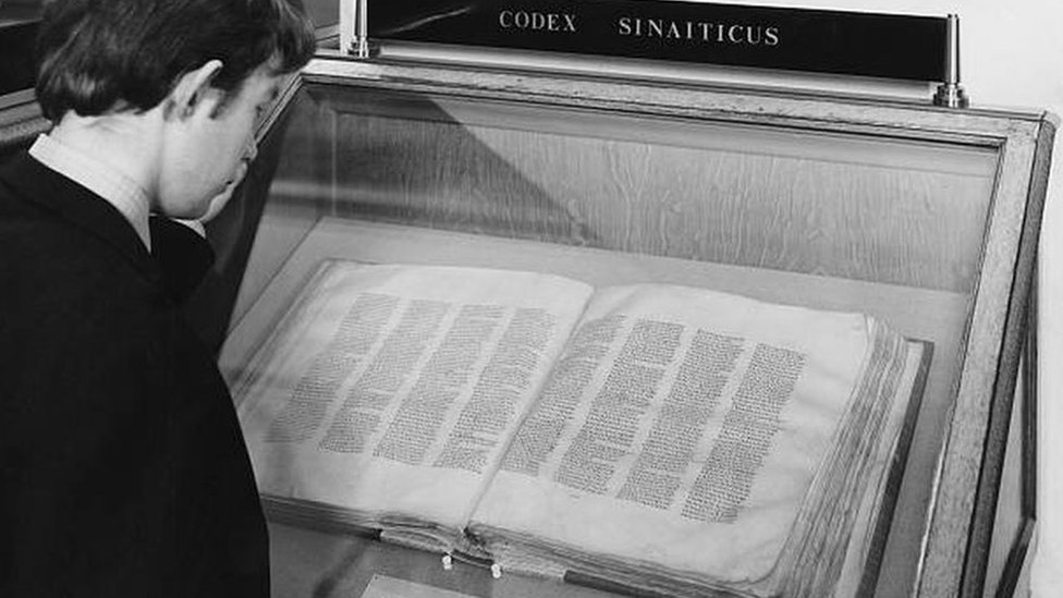 المخطوطة السينائية: قصة أقدم نسخة كاملة للإنجيل والتي عُثر عليها بمصر
