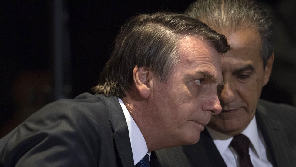Silas Malafaia habla al oirdo de Jair Bolsonaro.