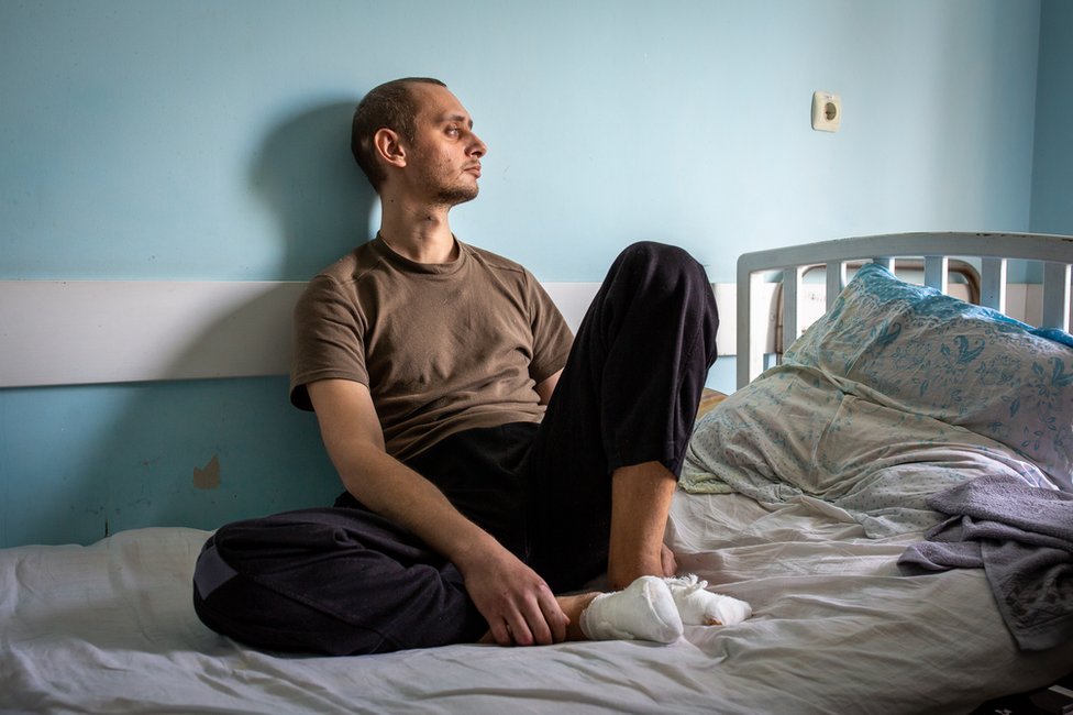 'Fiquei em pedaços': o calvário de torturas e amputações de um ucraniano em prisão russa