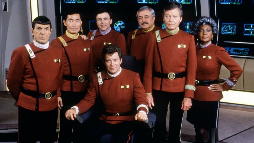 Nichelle Nichols (right) with co-stars (right to left) William Shatner, DeForest Kelley, Walter Koenig, George Takei and Leonard Nimoy on the set of the film version of Star Trek: The Last Frontier in 1989