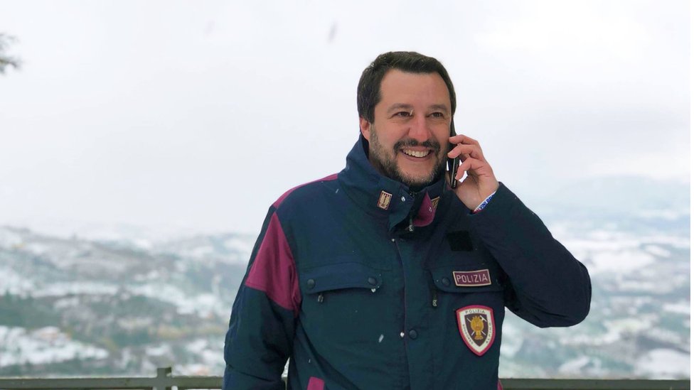 Matteo Salvini indossa calzini verdi a strisce Matteo Salvini wearing  striped green socks Roma 20/06/2018. Il Ministro dell'Interno ospite della  trasmissione tv Porta a Porta. Rome 20th of June. Italian Minister of