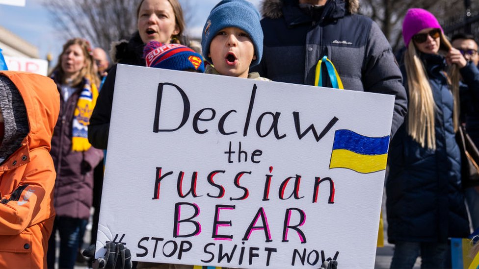 Protestors against Russia's invasion of Ukraine