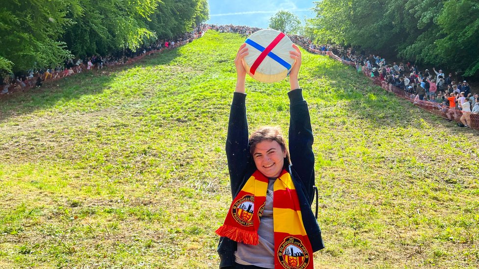 Photos: Cheese-Rolling Returns to Cooper's Hill - The Atlantic