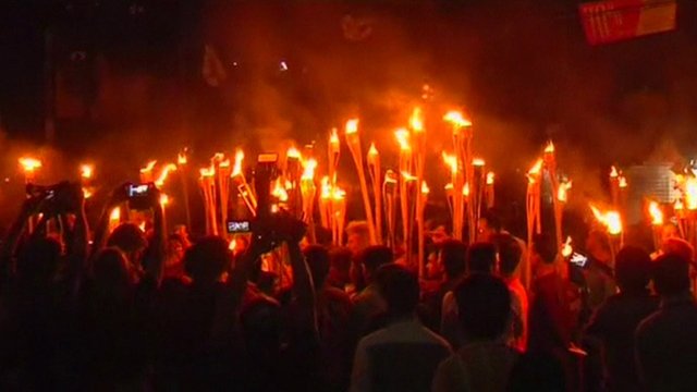 Dhaka protests against violence in Bangladesh - BBC News