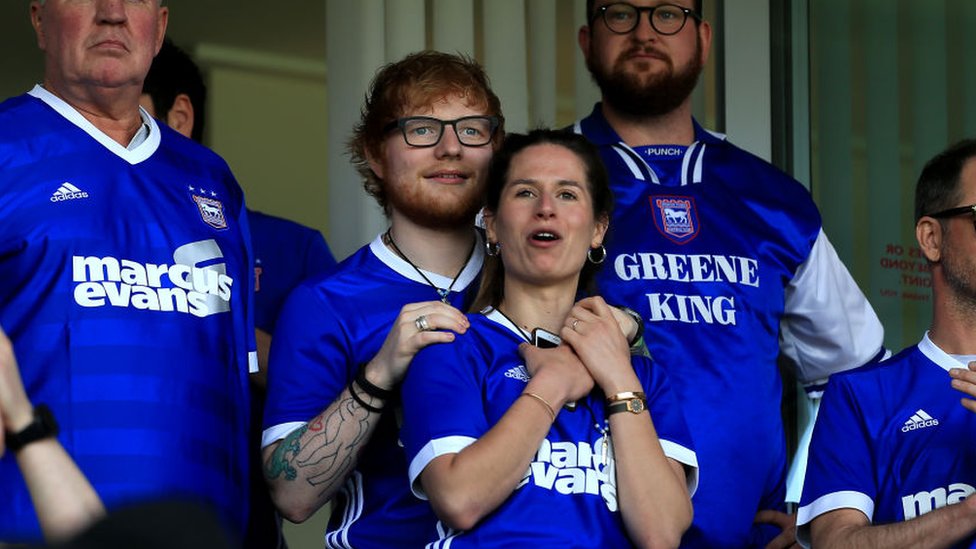 Ed Sheeran sponsors Ipswich Town FC - BBC Newsround