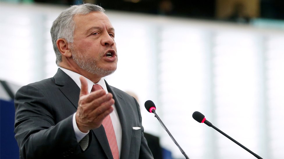 حل الملك عبد الله مجلس النواب في 27 سبتمبر/أيلول الماضي تمهيدا لإجراء انتخابات تشريعية