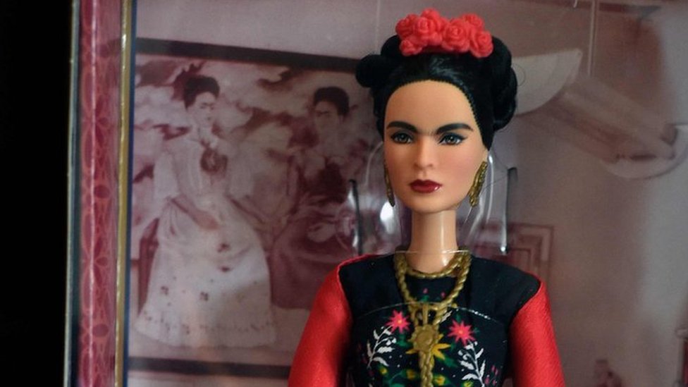 Mexican Guanajuato Costume Frida Barbie Kahlo Doll