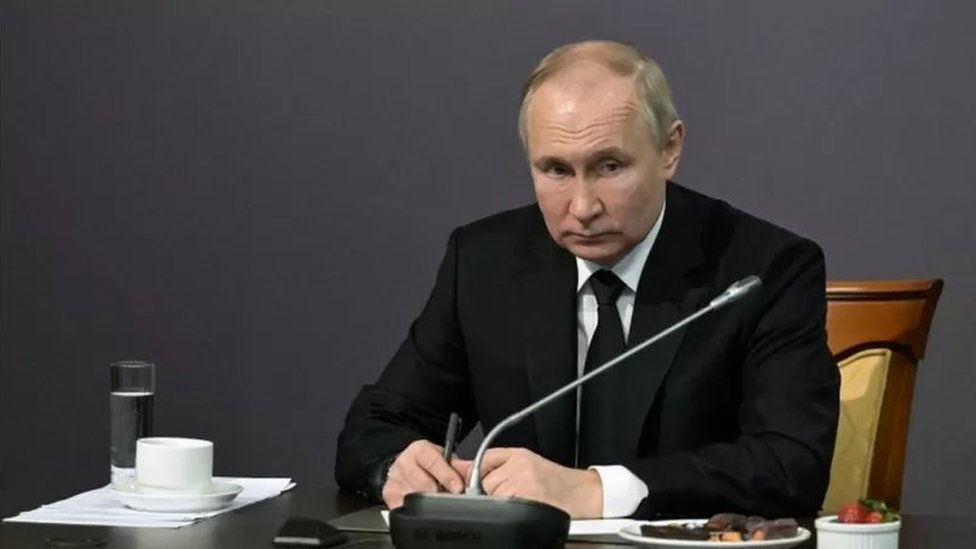 بوتين يعلق العمل بمعاهدة الحد من الأسلحة النووية مع الولايات المتحدة