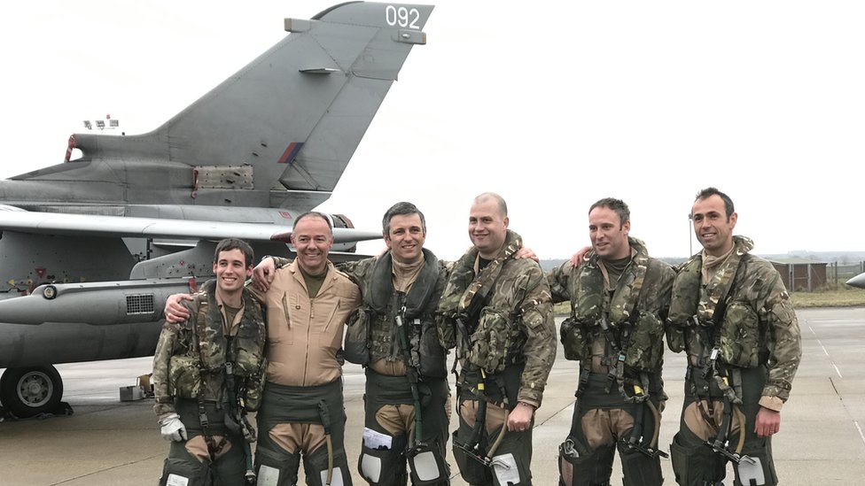 Экипаж Final Tornado возвращается с Кипра в феврале 2019 г.