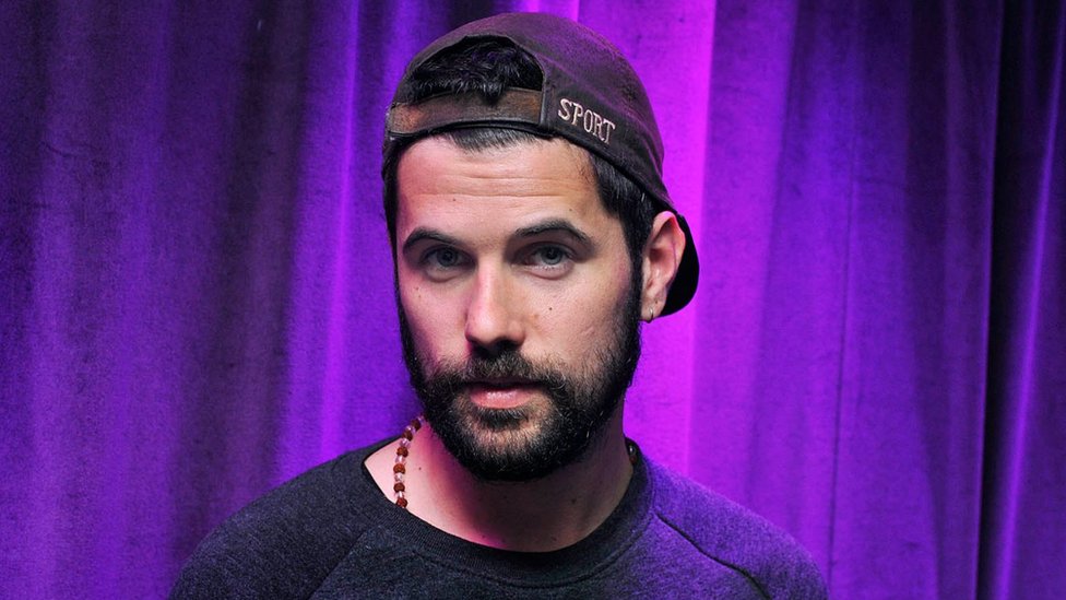 Nick Mulvey on life (and nappy) changes ahead of album two BBC News