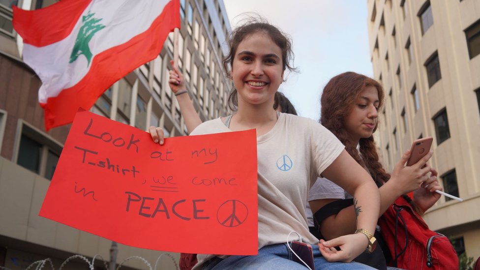 Ливанские демонстранты, которые рассказали Би-би-си о том, почему они протестуют
