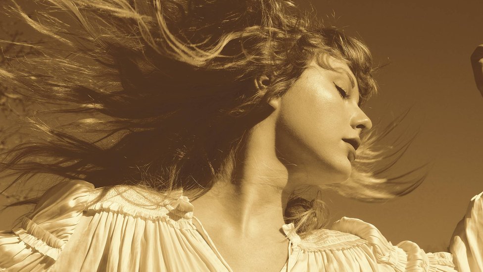 Taylor Swift releases a 'perfect replica' of Fearless