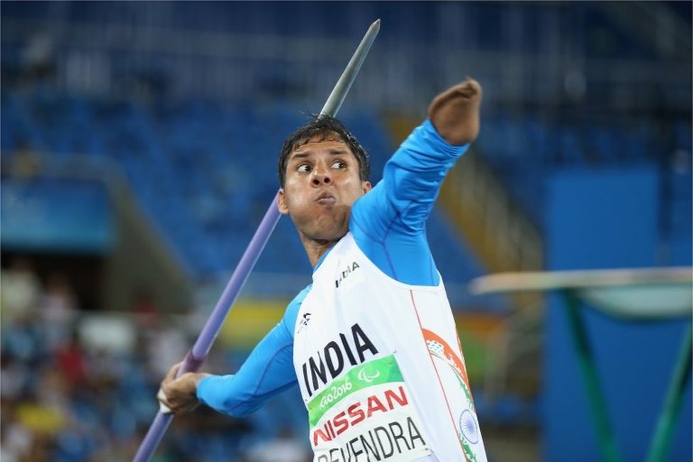 devendra-jhajharia-india-paralympics-medallist-breaks-own-record-bbc