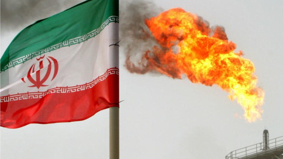 العلم الإيراني
