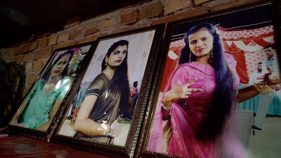 Portraits of Rakesh Kumar's three daughters at his home