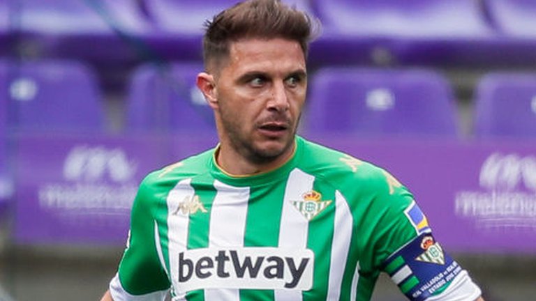 Joaquin: Real Betis captain to play into his 40s after signing new deal