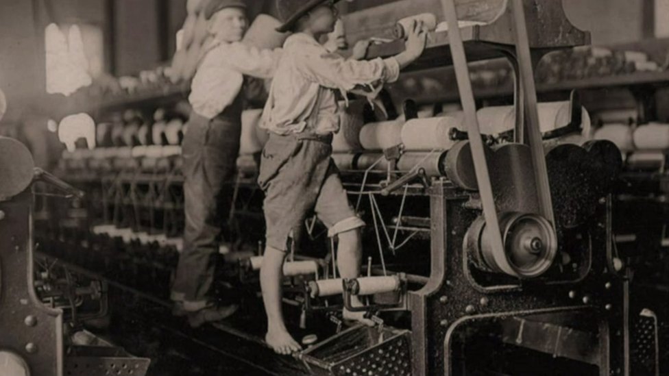 El peso y estatura de los niños les facilitaban la ejecución de ciertas labores. (Foto: Lewis Hines / Cortesía del Archivo Nacional de Estados Unidos) (Foto: Lewis Hines / Cortesía del Archivo Nacional de Estados Unidos)