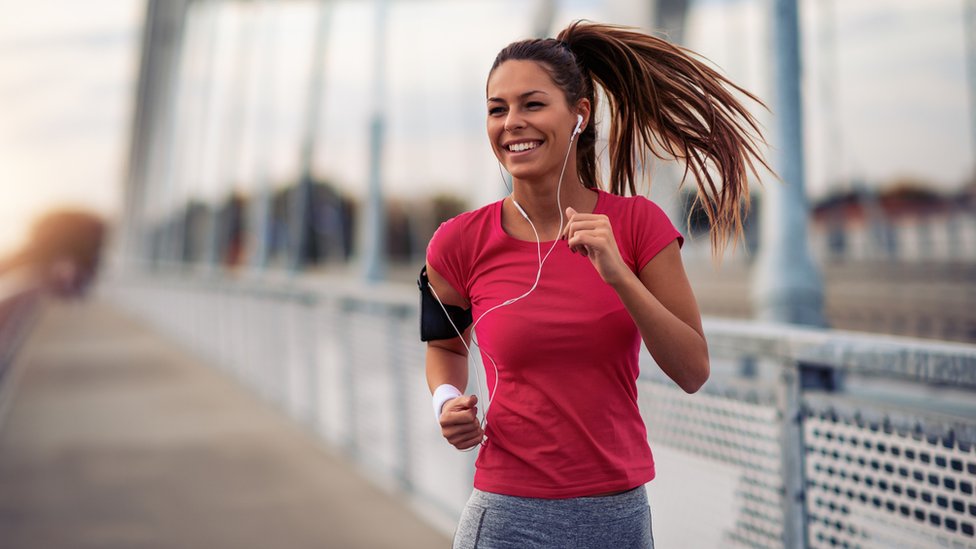 Mujer corriendo