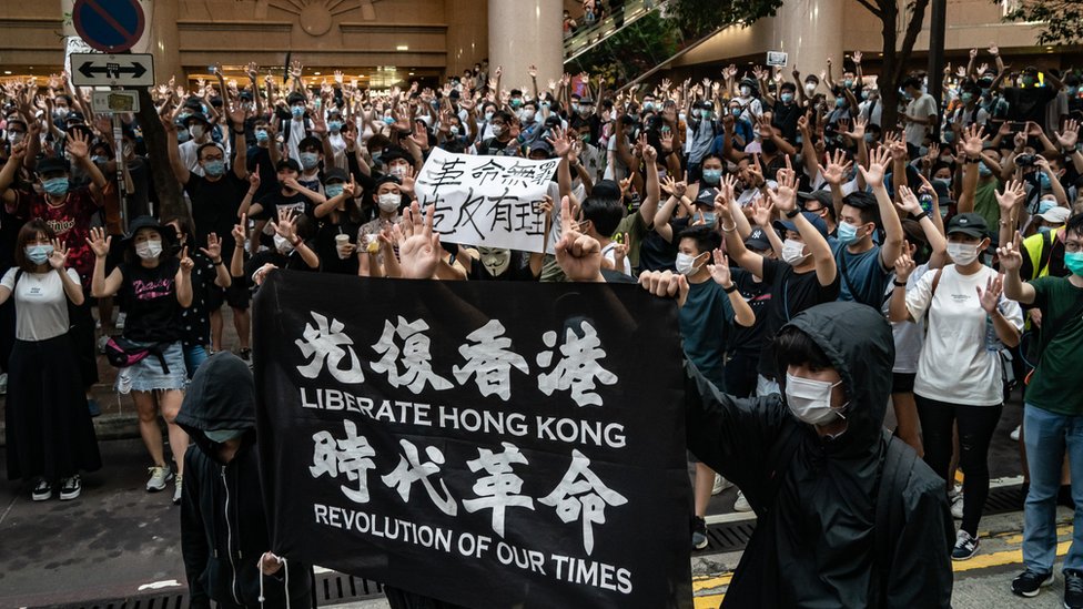 Para demonstran mengambil bagian menolak undang undang keamanan yang memberikan otoritas China di hong Kong.