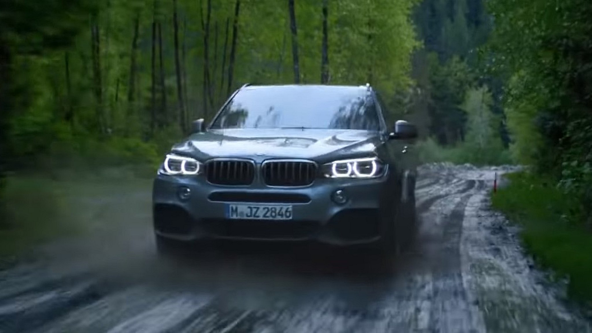 BMW advert 'promoted dangerous driving'