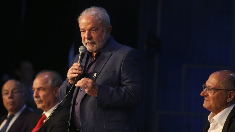 Lula em evento de encerramento dos trabalhos dos grupos técnicos do Gabinete de Transição