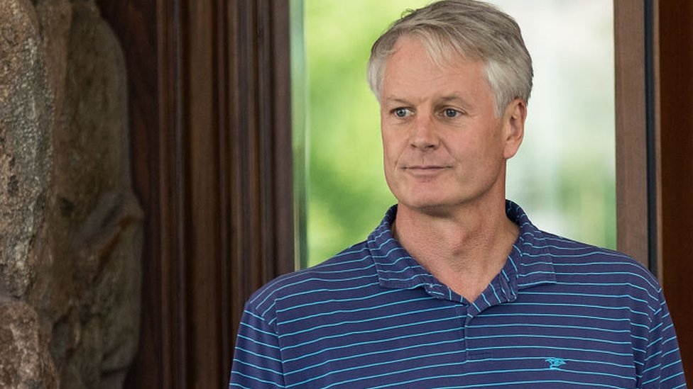 John Donahoe dice que en los próximos tres a cinco años habrá una revolución en el trabajo.