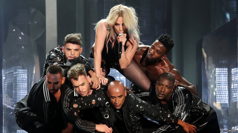 Lady Gaga durante una actuación de 2017 en el festival de música y artes Coachella Valley, en California. Lady Gaga