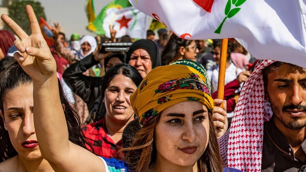 Курды протестуют возле турецкой границы