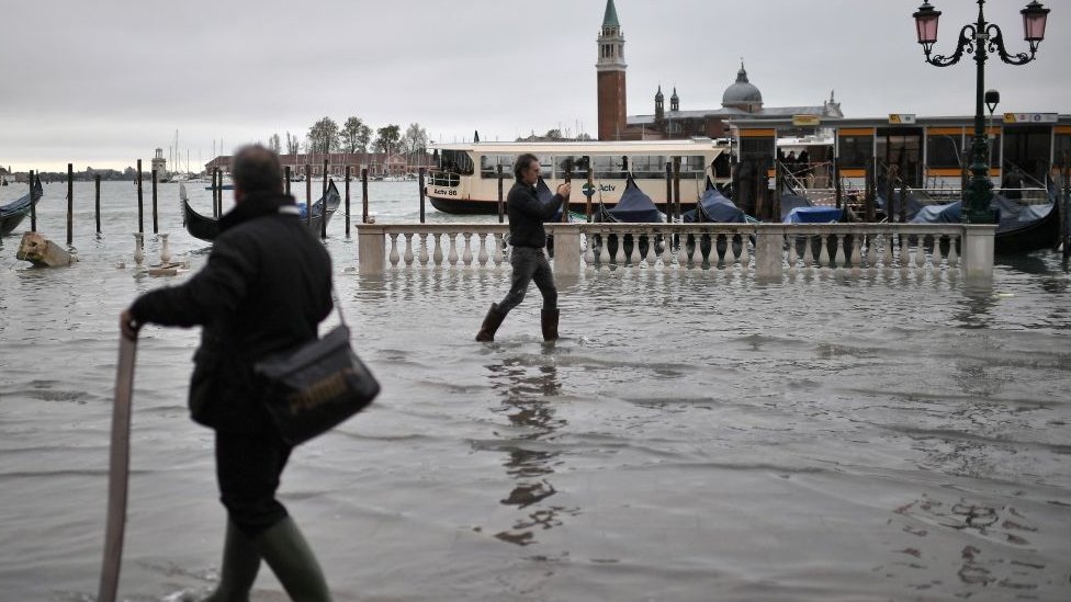 Imagen de Venecia, con la torre de San Marcos al fondo, en la mañana del 13 de noviembre. Imagen de Venecia, con la torre de San Marcos al fondo, en la mañana del 13 de noviembre.