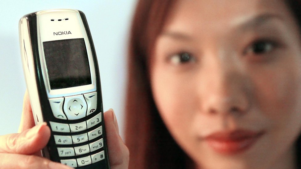 Телефон Nokia 2002 года