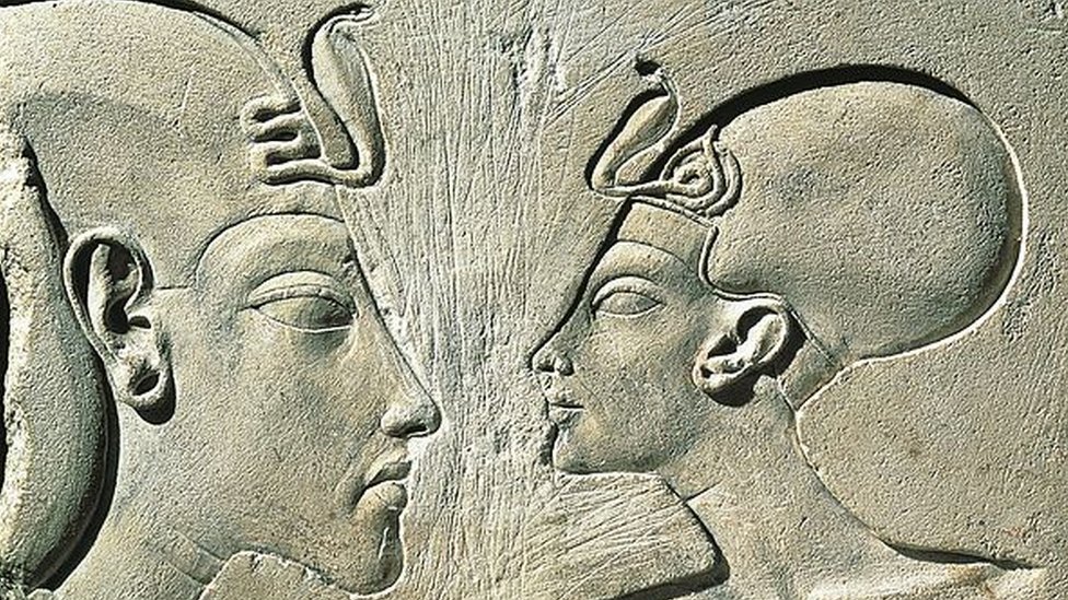 Akhenaten, also known as Neferjeperura Amenhotep, Ajenatón,          Akhenaten, Amenhotep IV or Amenhotep IV and his wife Nefertiti.